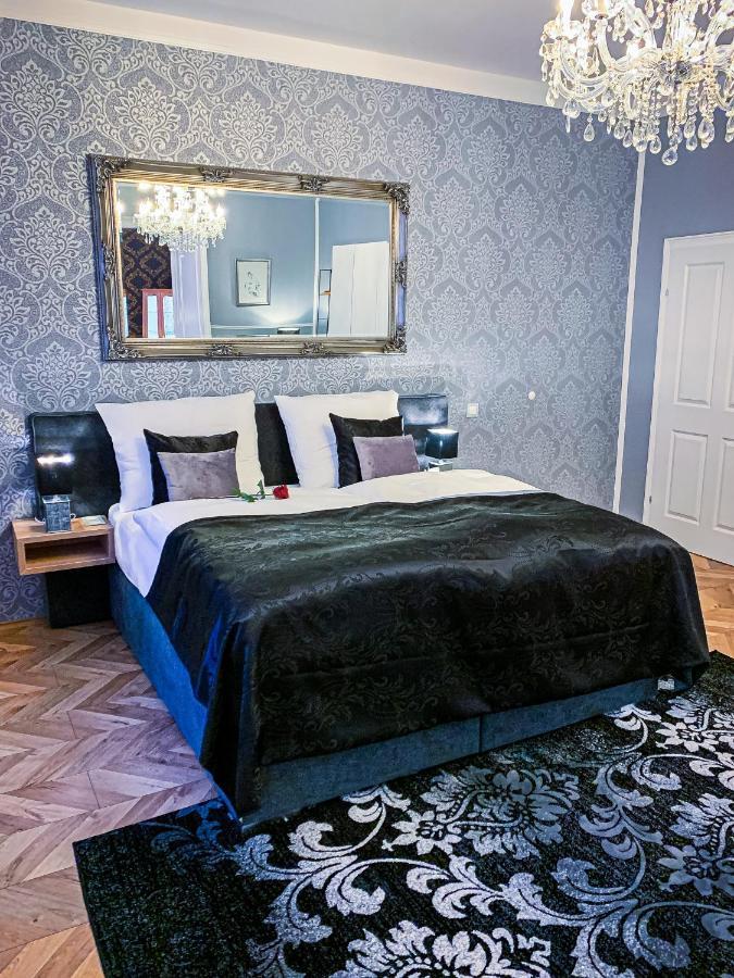 Sophies Place Yppenplatz - Imperial Lifestyle Parking Apartment Wien