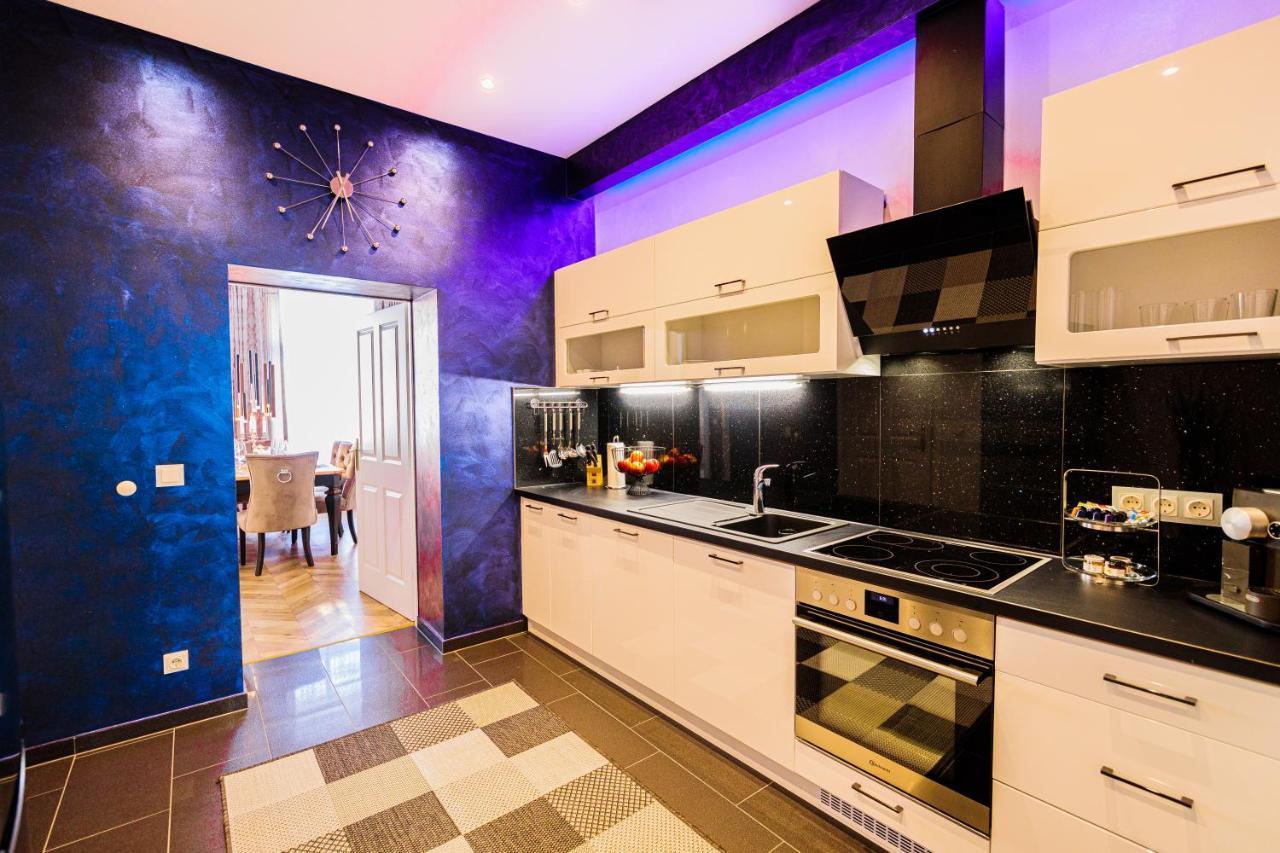 Sophies Place Yppenplatz - Imperial Lifestyle Parking Apartment Wien