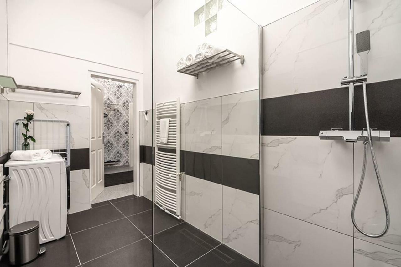 Sophies Place Yppenplatz - Imperial Lifestyle Parking Apartment Wien